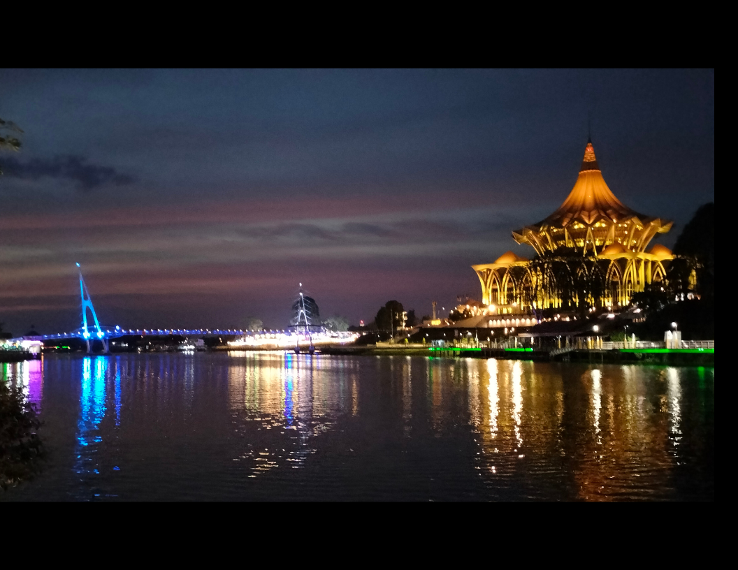 Kuching Waterfront at night